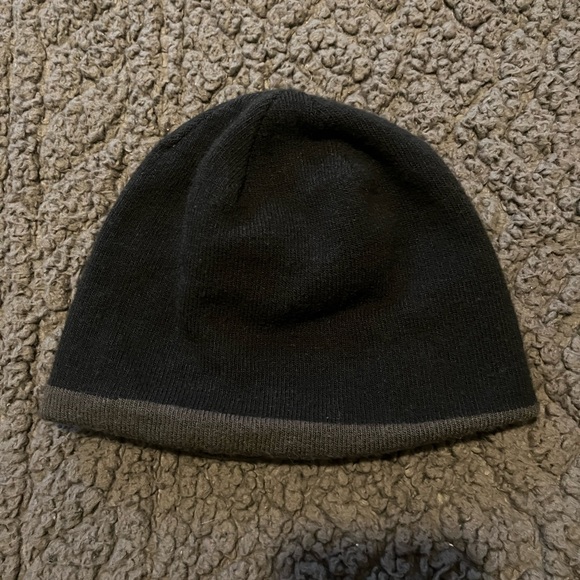 The North Face reversible beanie - Picture 2 of 4